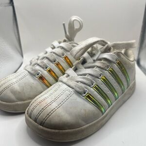 K-Swiss Kids White Sneakers with Iridescent Stripes
